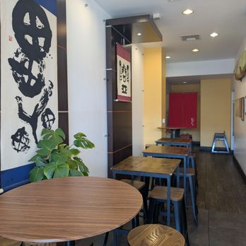 Tenkatori - Inside - Chicken Wings Near Me - Los Angeles, California Tenkatori - Inside - Chicken Wings Near Me - Los Angeles, California
