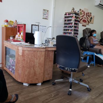 Mini Nails & Hair - No site of licenses for esthetician or manicurists. - Los Angeles, California Mini Nails & Hair - No site of licenses for esthetician or manicurists. - Los Angeles, California