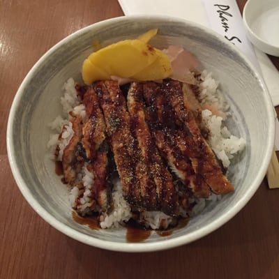 Pham Sushi by null