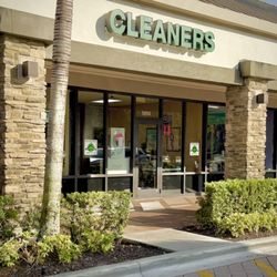 Silver Isles Cleaners @ Countryside Shops
