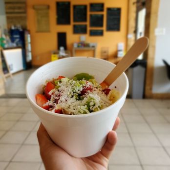 Lolo Kai - Maui Bowl - New American Near Me - Galveston, Texas
