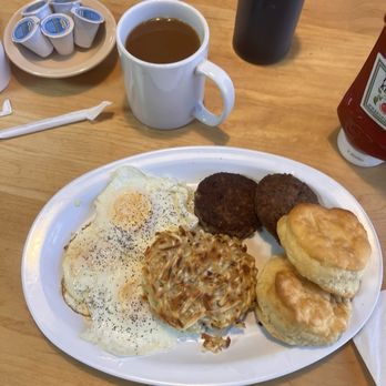 Cupboard Restaurant - 3 eggs with sausage add hash browns - Southern Near Me - Memphis, Tennessee