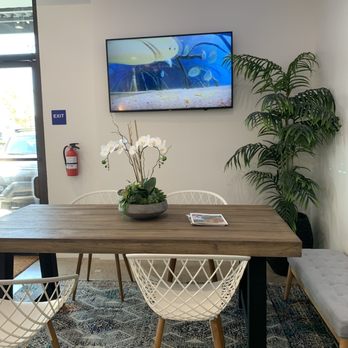 Surf City Smiles - The waiting area is so nice always offering coffee or drinks. - Orthodontists Near Me - Huntington Beach, California Surf City Smiles - The waiting area is so nice always offering coffee or drinks. - Orthodontists Near Me - Huntington Beach, California