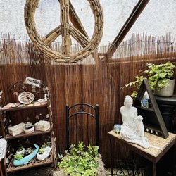 Pilgrim's Way Community Bookstore & Secret Garden