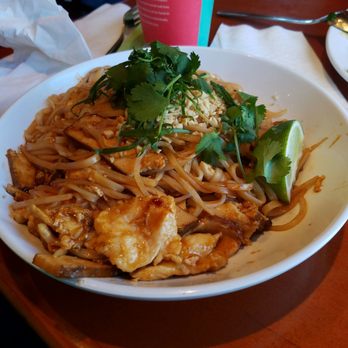 Pei Wei Asian Kitchen - Asian Fusion Near Me - Fairfax, Virginia