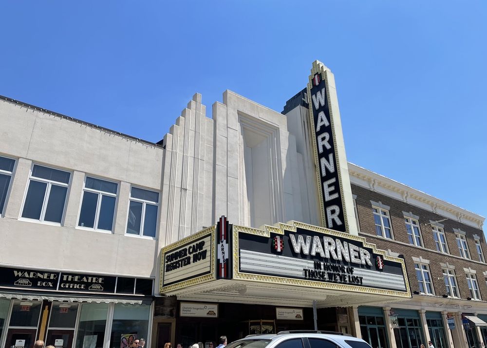 WARNER THEATRE 27 Photos & 27 Reviews Performing Arts 68 Main St