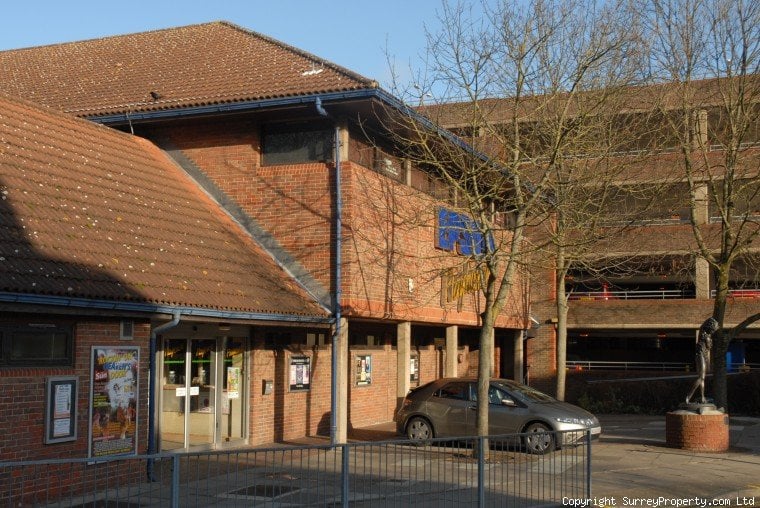 EPSOM PLAYHOUSE Updated June 2024 42 Ashley Ave, Epsom, Surrey