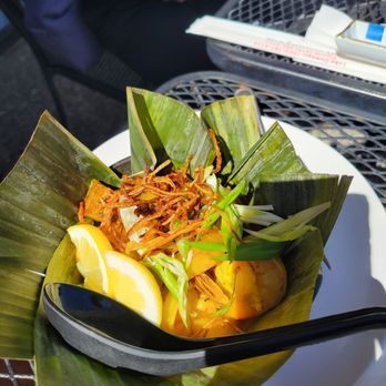 Momo Sushi & Grill - Curry - Sushi Bars Near Me - Lake Oswego, Oregon Momo Sushi & Grill - Curry - Sushi Bars Near Me - Lake Oswego, Oregon