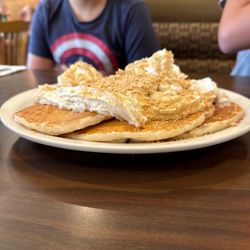 The DW Diner - S'mores Pancakes