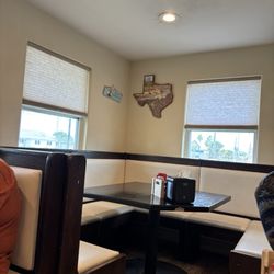 Island Cafe & Smokehouse
