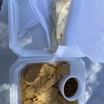 B & E Burritos - Chips and salsa.   Bean burrito. - Mexican Near Me - Hatch, New Mexico