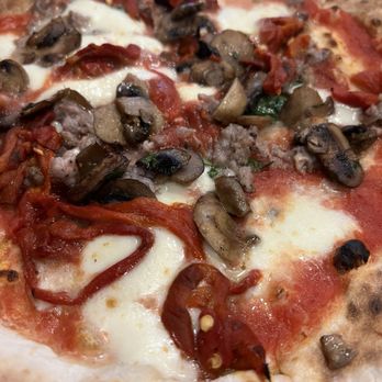 Pomo - Phoenix - Pomo - Pizza Near Me - Phoenix, Arizona Pomo - Phoenix - Pomo - Pizza Near Me - Phoenix, Arizona