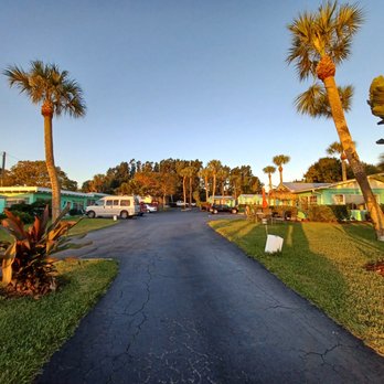Driftwood Motel - entrance - Hotels Near Me - Jensen Beach, Florida Driftwood Motel - entrance - Hotels Near Me - Jensen Beach, Florida
