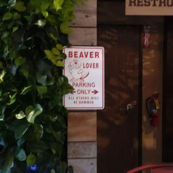 Belching Beaver Pub 980 - Brewpubs Near Me - Vista, California