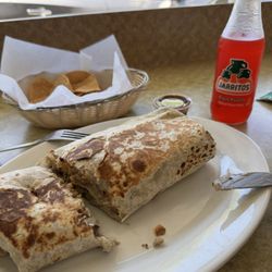 La Rosa Market and Taqueria
