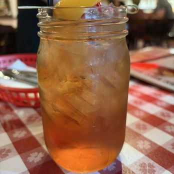 Bennett's Pit Bar-B-Que - Front porch tea - Barbeque Near Me - Gatlinburg, Tennessee