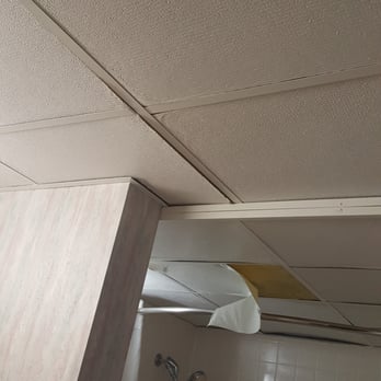 Ramada Overland Park - Ceiling - Hotels Near Me - Overland Park, Kansas Ramada Overland Park - Ceiling - Hotels Near Me - Overland Park, Kansas