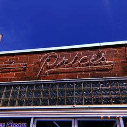 Price’s - Outside