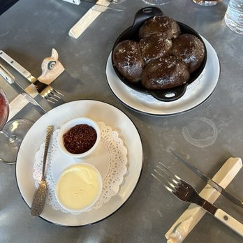 Camelia - Black sesame parker house rolls, salted French butter With house-cured ikura - French Near Me - Los Angeles, California