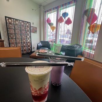 CC Boba Banh Mi - Coffee & Tea Near Me - Crescent City, California CC Boba Banh Mi - Coffee & Tea Near Me - Crescent City, California