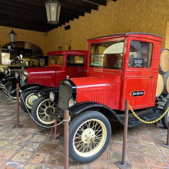 Hacienda José Cuervo - Old cars - Distilleries Near Me - Tequila, JAL Hacienda José Cuervo - Old cars - Distilleries Near Me - Tequila, JAL