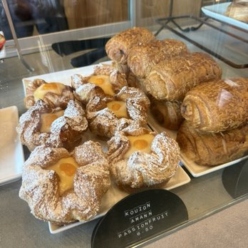 Bluberry Social - Pastries - Breakfast & Brunch Near Me - Irvine, California Bluberry Social - Pastries - Breakfast & Brunch Near Me - Irvine, California