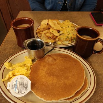 Comedy on Deck Grand Canyon and Hoover Dam Tours - Breakfast at Omelette House - Bus Tours Near Me - Las Vegas, Nevada Comedy on Deck Grand Canyon and Hoover Dam Tours - Breakfast at Omelette House - Bus Tours Near Me - Las Vegas, Nevada