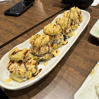 Zu Izakaya - JALAPENO VEGAS ROLL - Sushi Bars Near Me - Phoenix, Arizona