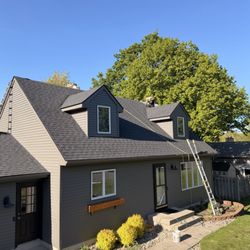 Johnson’s Roofing