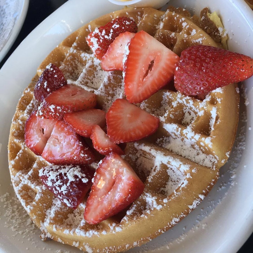 Le Peep - Aksarben Pointe - Belgian waffle, delish - Breakfast & Brunch Near Me - Omaha, Nebraska Le Peep - Aksarben Pointe - Belgian waffle, delish - Breakfast & Brunch Near Me - Omaha, Nebraska