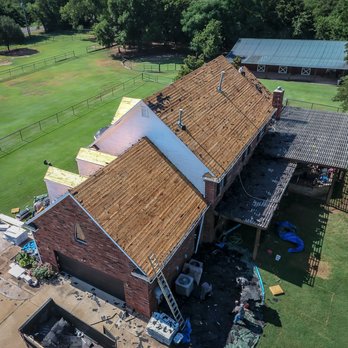 Advantage Roofing - Removing an old, damaged residential roof. - Roofing Near Me - Oklahoma City, Oklahoma Advantage Roofing - Removing an old, damaged residential roof. - Roofing Near Me - Oklahoma City, Oklahoma