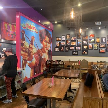 Malika Pakistani Chai Canteen - Indoors - Pakistani Near Me - Mount Pleasant, South Carolina