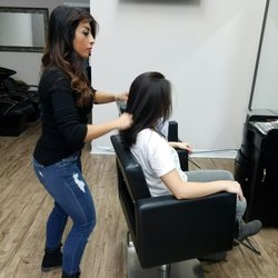 Joe's Hair Salon