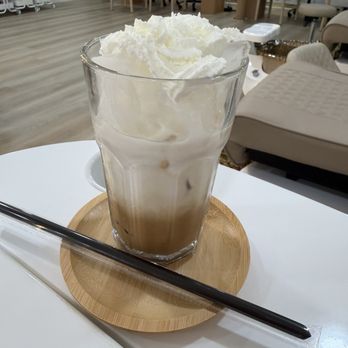 CLEO Nail Bar - Nail Salons Near Me - Pasadena, California