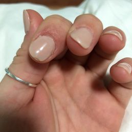 Powder nails chipped within 3 days!