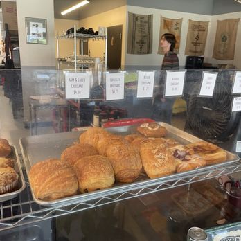 Pilcrow Coffee - Bakery options - Coffee Roasteries Near Me - Milwaukee, Wisconsin Pilcrow Coffee - Bakery options - Coffee Roasteries Near Me - Milwaukee, Wisconsin