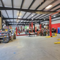 Wise's Automotive & Fleet Services - Shop