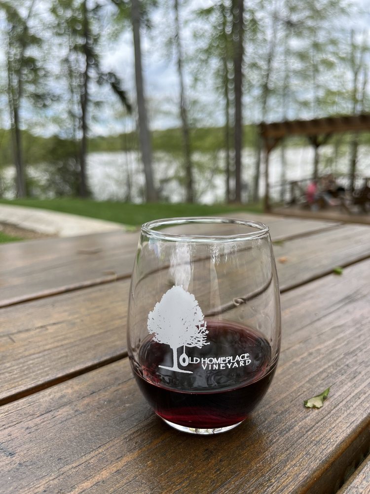 Old Homeplace Vineyard - vineyard in Winston-Salem, NC