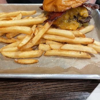 Flat Rock Grill - PB burger - Burgers Near Me - Edwardsburg, Michigan