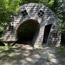 Twisted House