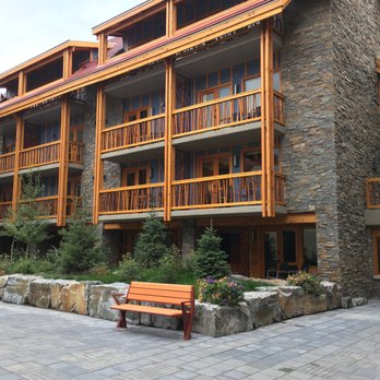 Moose Hotel & Suites - Hotels Near Me - Banff, Alberta Moose Hotel & Suites - Hotels Near Me - Banff, Alberta