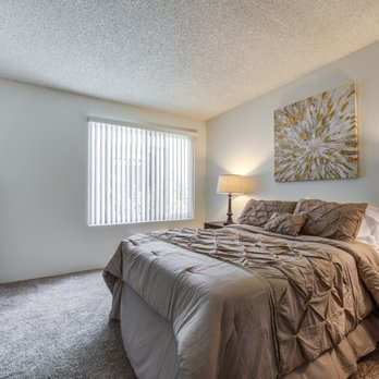 Crossroads Apartments - Apartments Near Me - Van Nuys, California Crossroads Apartments - Apartments Near Me - Van Nuys, California