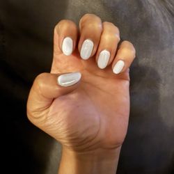 LV Nails - Regular gel light blue manicure