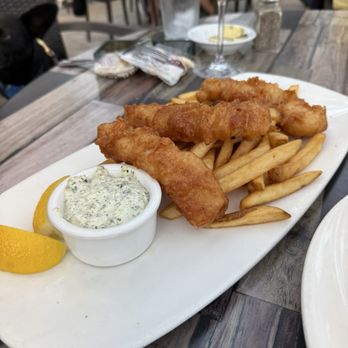 Ada’s Fish House - Seafood Near Me - Pismo Beach, California