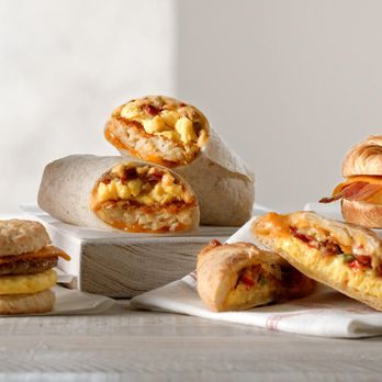Casey's - Breakfast Sandwiches, Burrito, and Handheld - Pizza Near Me - Mound City, Missouri