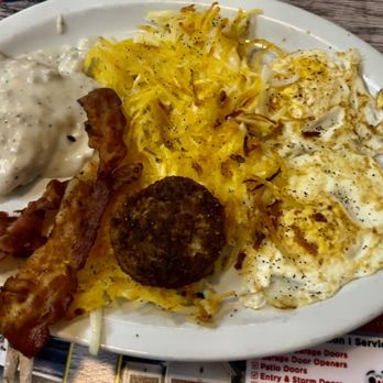 Neighborhood Cafe - American Near Me - Lee's Summit, Missouri