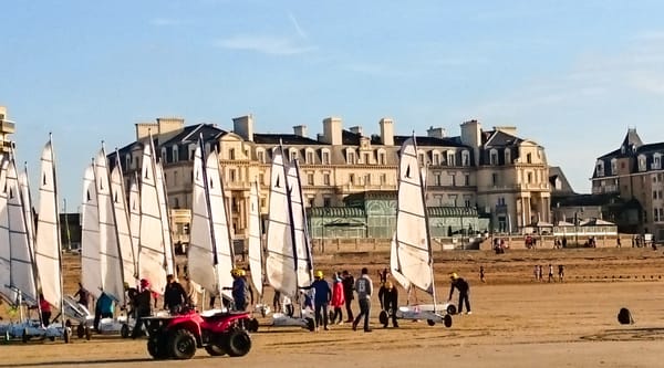 Le Grand Hotel Des Thermes by null