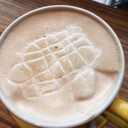 Blenz Coffee - The new staff made me a maple macchiato and it just looked so random.... The foam is too thin.