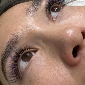 Salon Island Beauty - Hybrid lashes with some purple lashes - Eyelash Service Near Me - Honolulu, Hawaii Salon Island Beauty - Hybrid lashes with some purple lashes - Eyelash Service Near Me - Honolulu, Hawaii