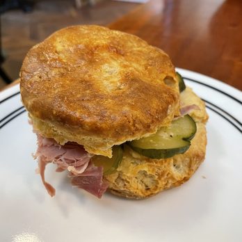 Ellē - Biscuit Sandwich - Cafes Near Me - Washington, DC, District of Columbia Ellē - Biscuit Sandwich - Cafes Near Me - Washington, DC, District of Columbia